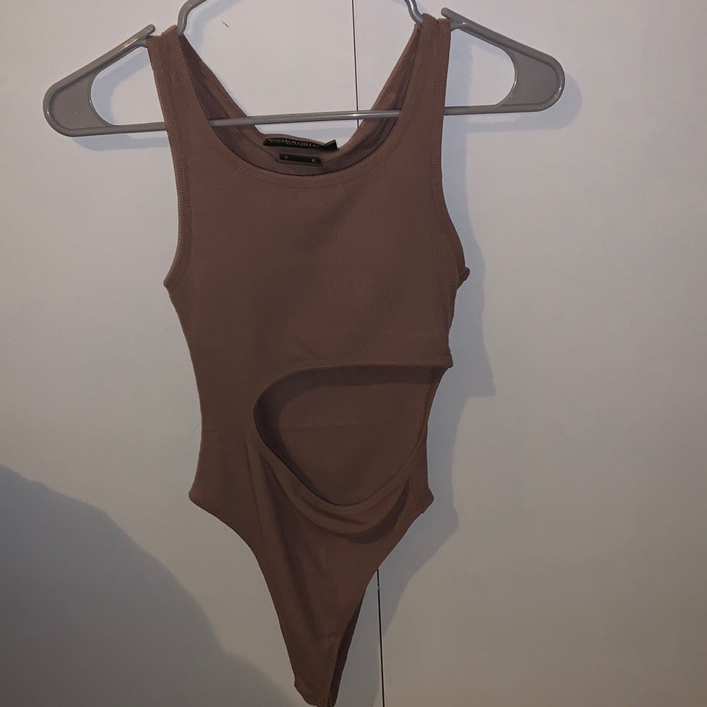 Alphalete neutral bodysuit!!!